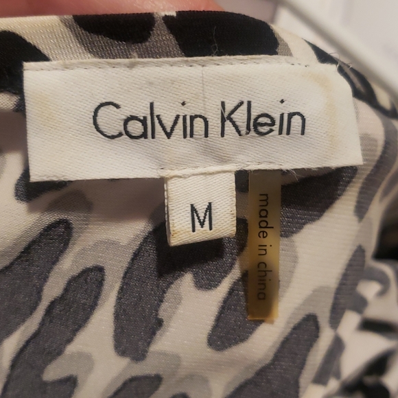 Calvin Klein Sleeveless Blouse - Picture 3 of 3